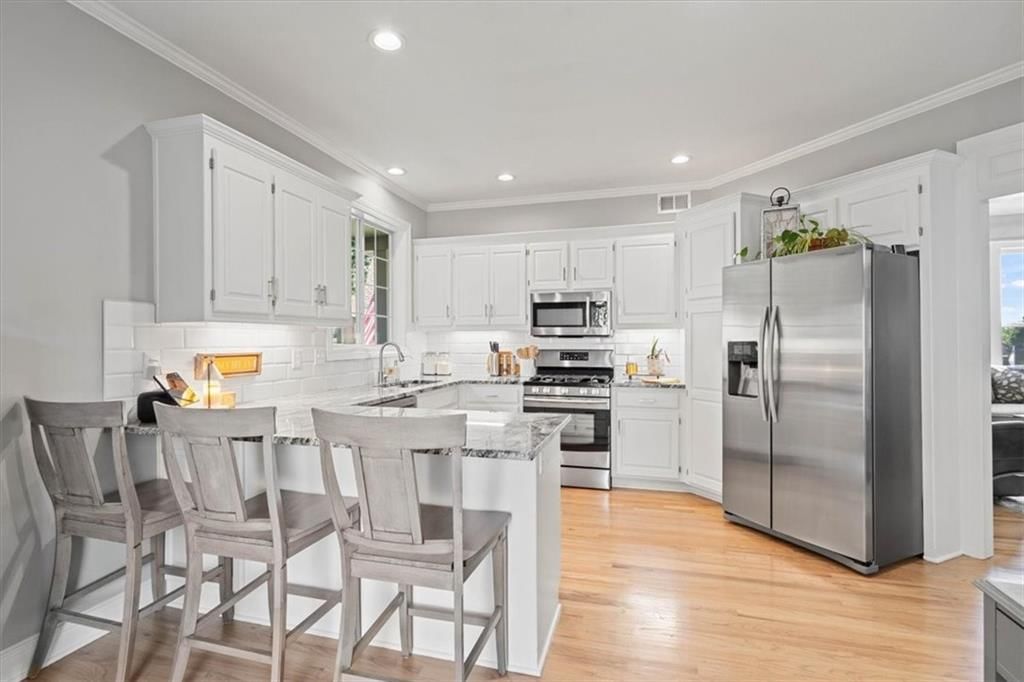 13735 Pembroke Circle — photo 17
