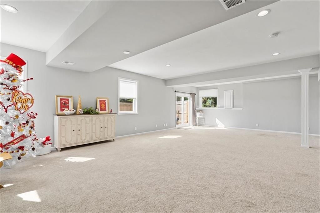 13735 Pembroke Circle — photo 28