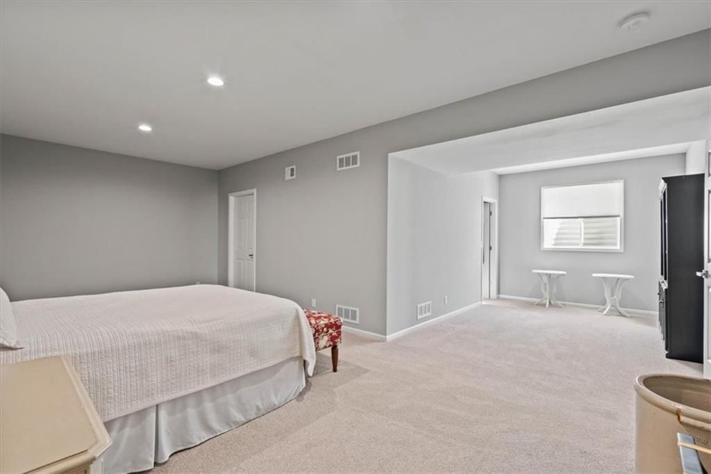 13735 Pembroke Circle — photo 34