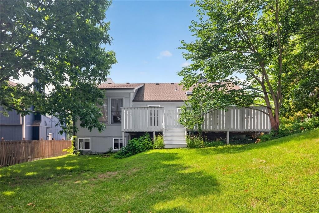 7347 N Shannon Avenue — photo 17