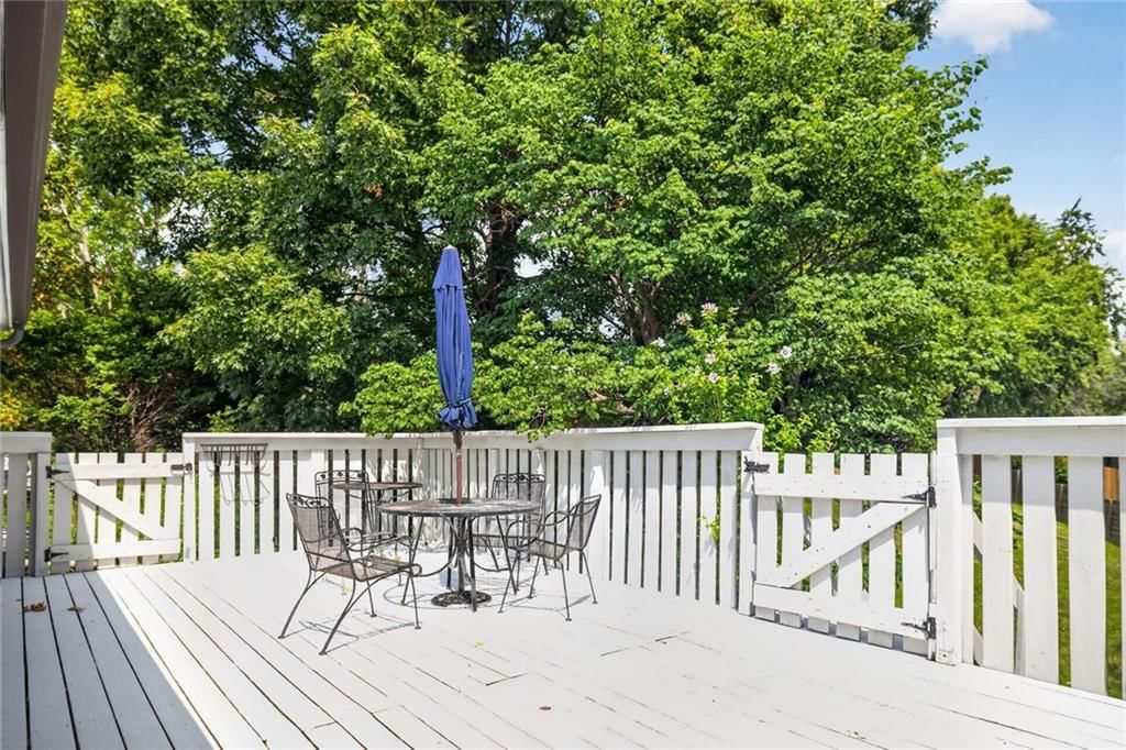 7347 N Shannon Avenue — photo 18