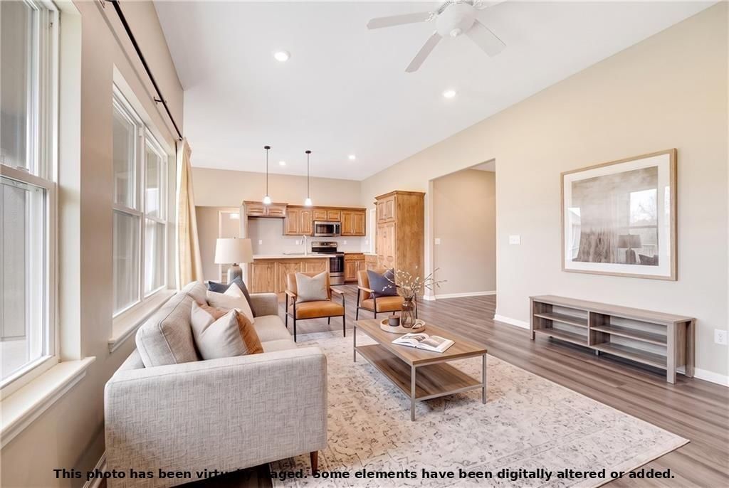 413 NE Poplar Court — photo 11