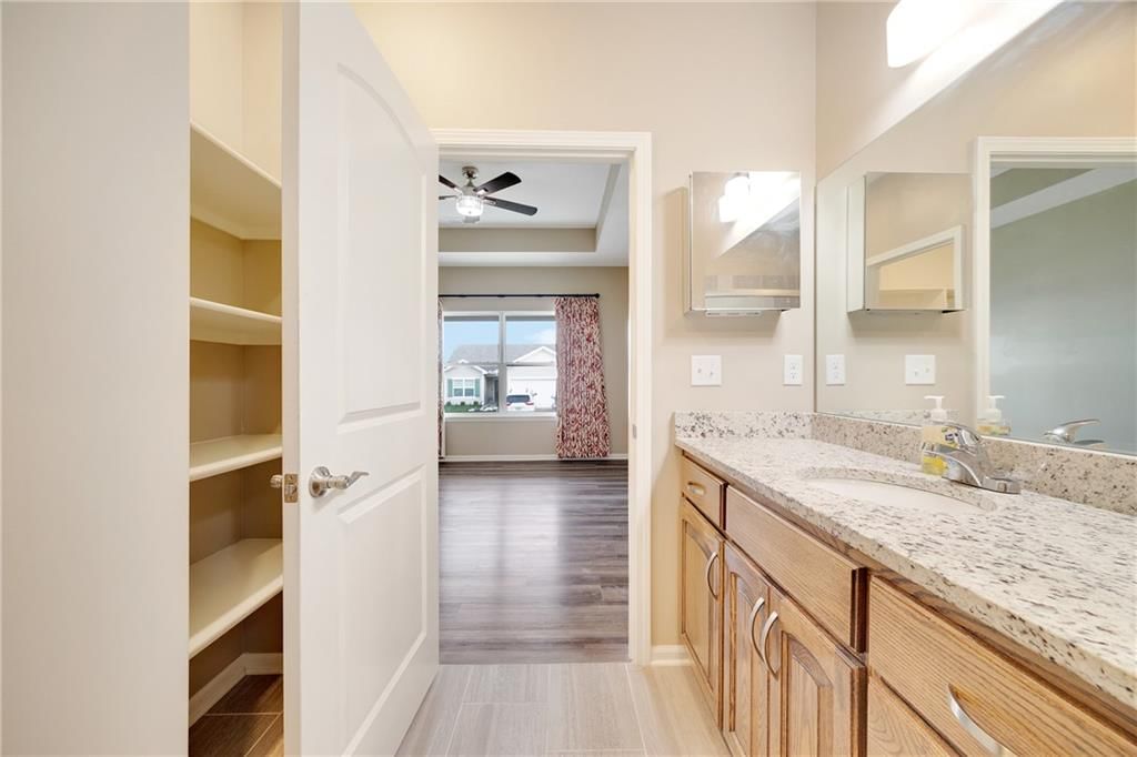 413 NE Poplar Court — photo 17