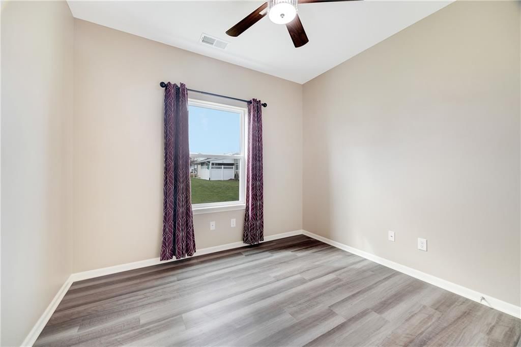 413 NE Poplar Court — photo 19