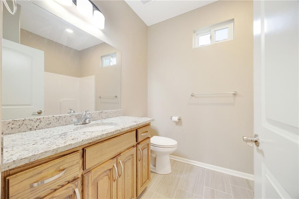 413 NE Poplar Court — photo 21