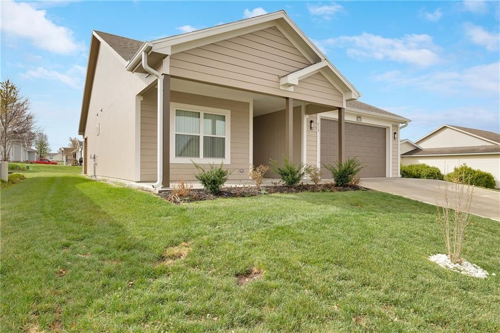 413 NE Poplar Court — photo 23