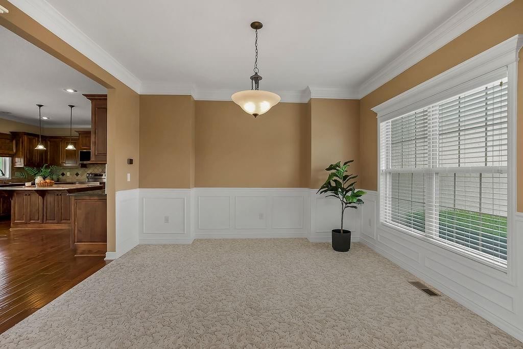 205 SE Waterwheel Lane — photo 16