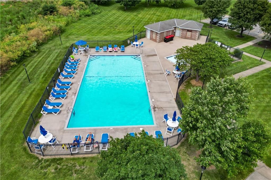 205 SE Waterwheel Lane — photo 42