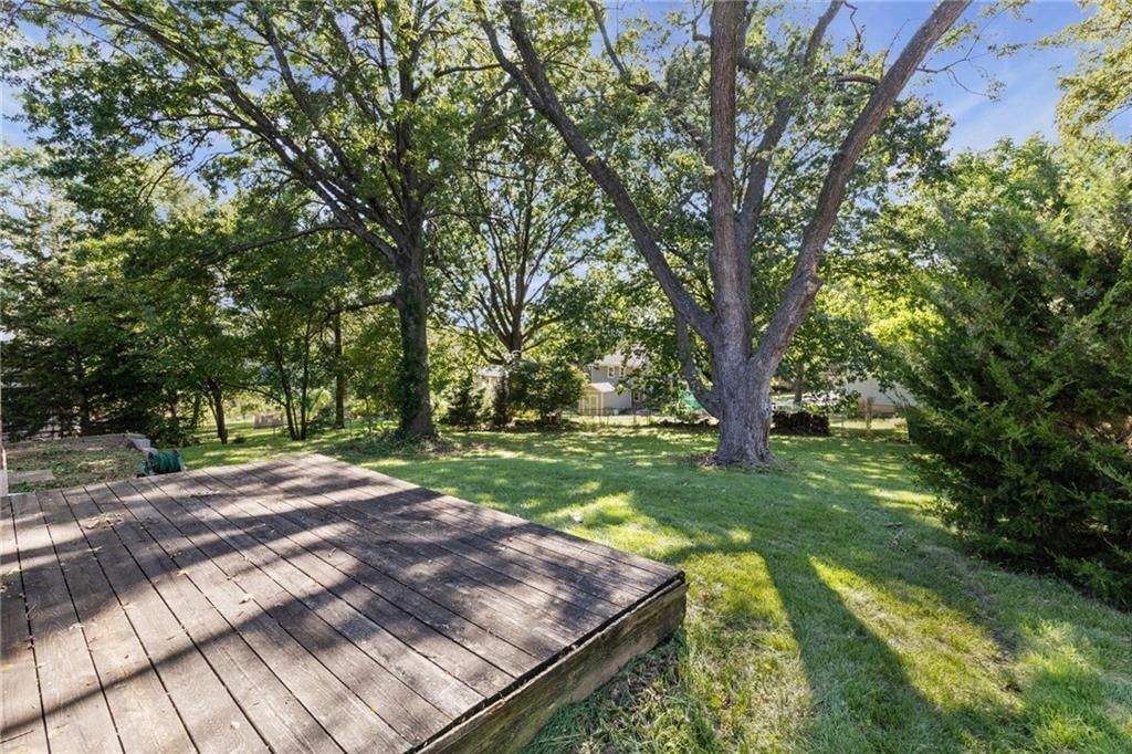 8208 Caenen Lake Road — photo 35