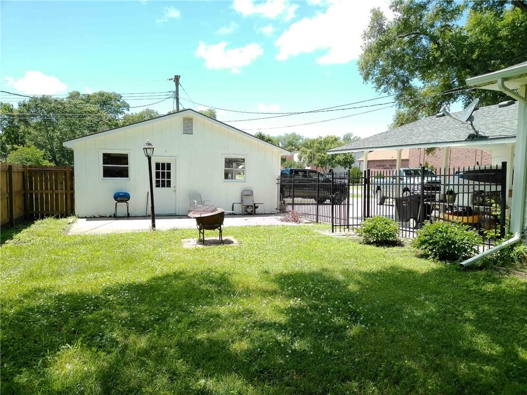 904 W 7th Street — photo 22