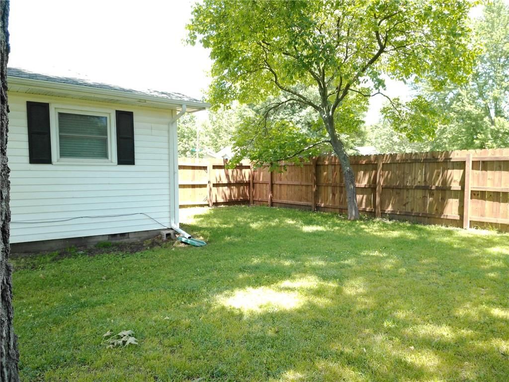 904 W 7th Street — photo 23