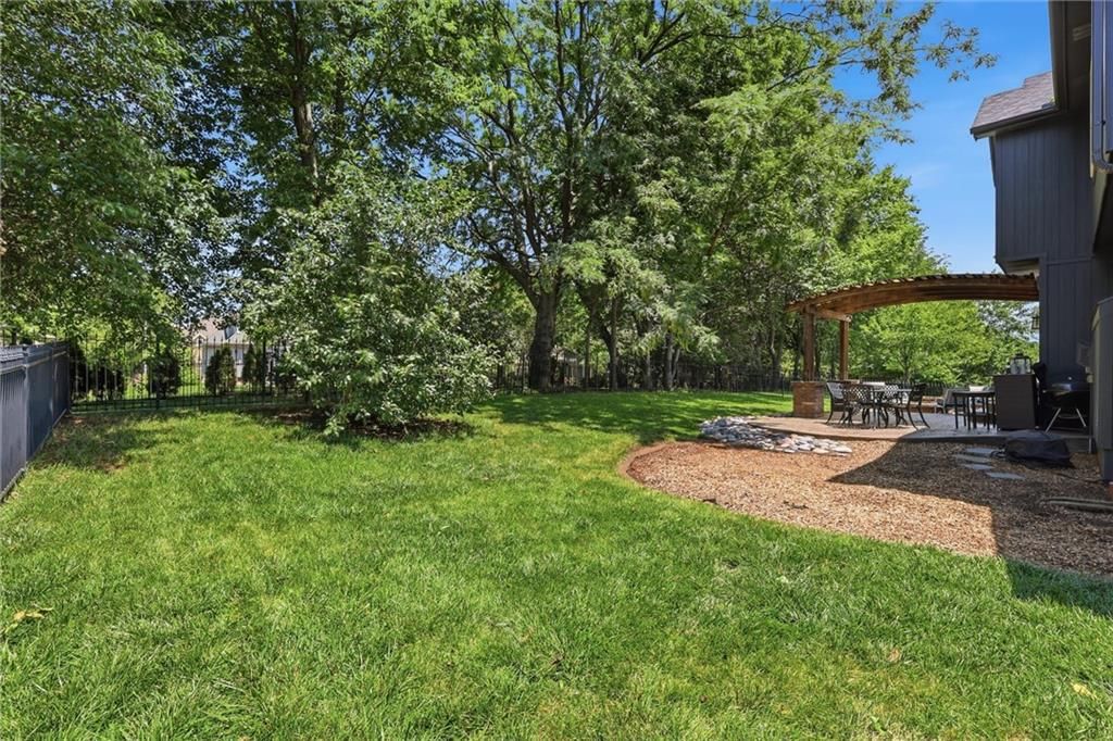 4834 W 155th Terrace — photo 7