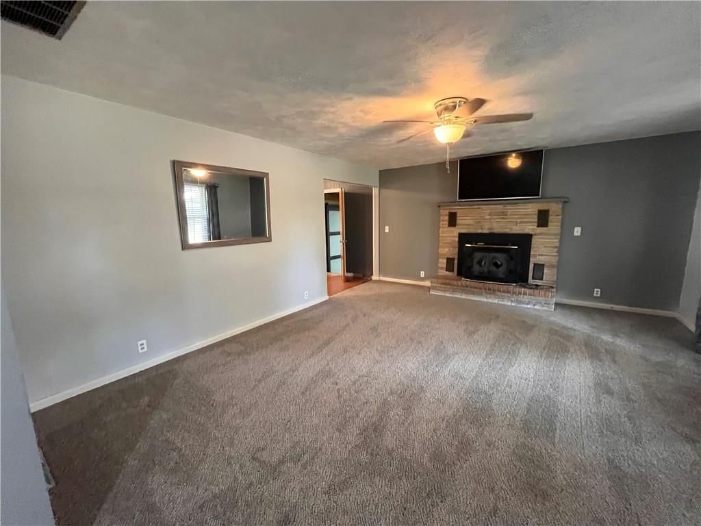 103 S Main Street — photo 6