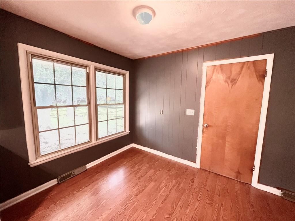 103 S Main Street — photo 9