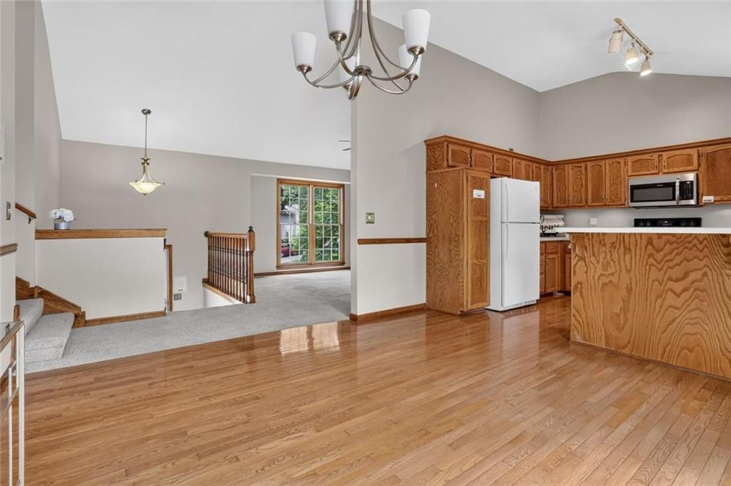 6405 N Amoret Avenue — photo 10