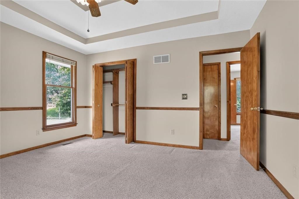 6405 N Amoret Avenue — photo 12