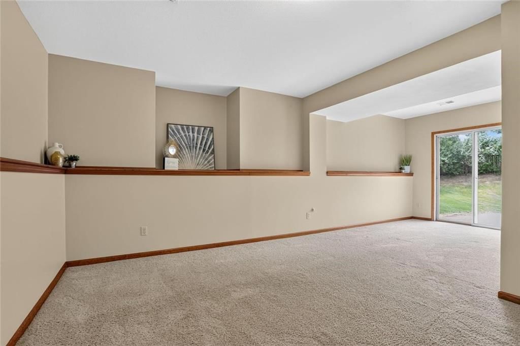 6405 N Amoret Avenue — photo 24