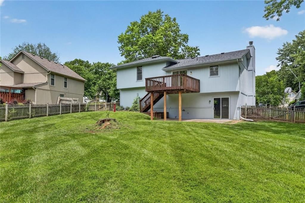6405 N Amoret Avenue — photo 31