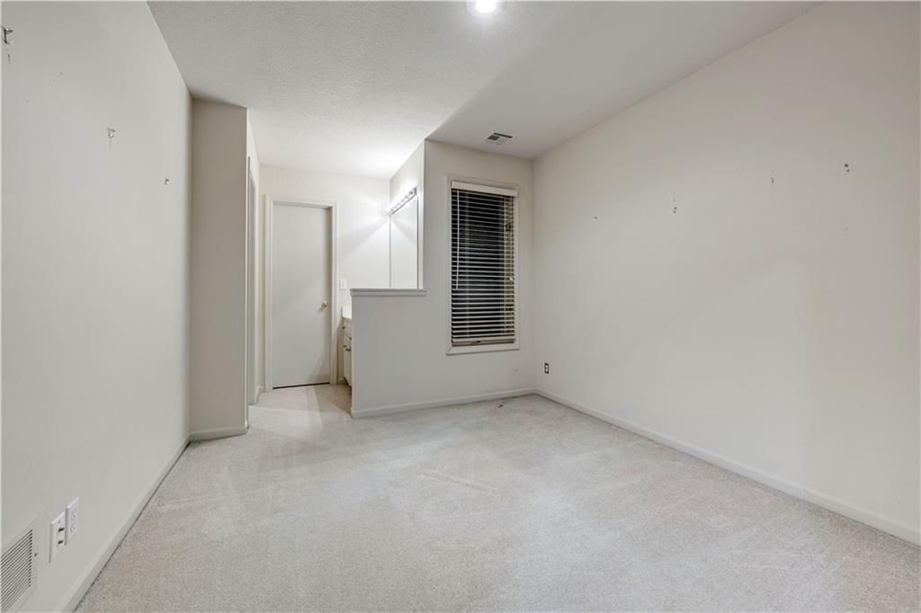 4344 W 132nd Terrace — photo 32