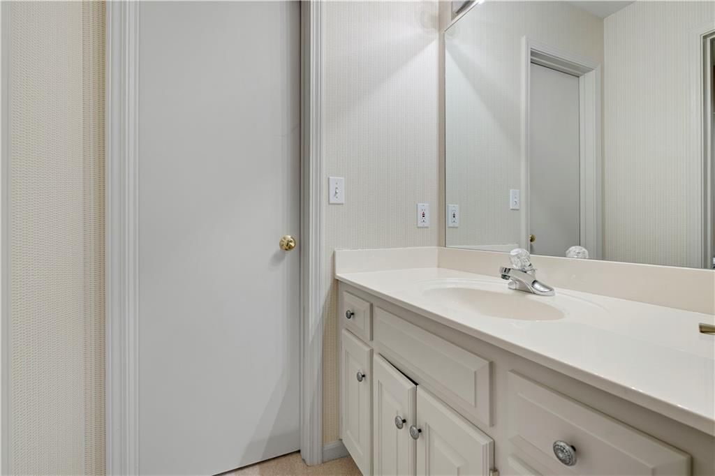 4344 W 132nd Terrace — photo 33