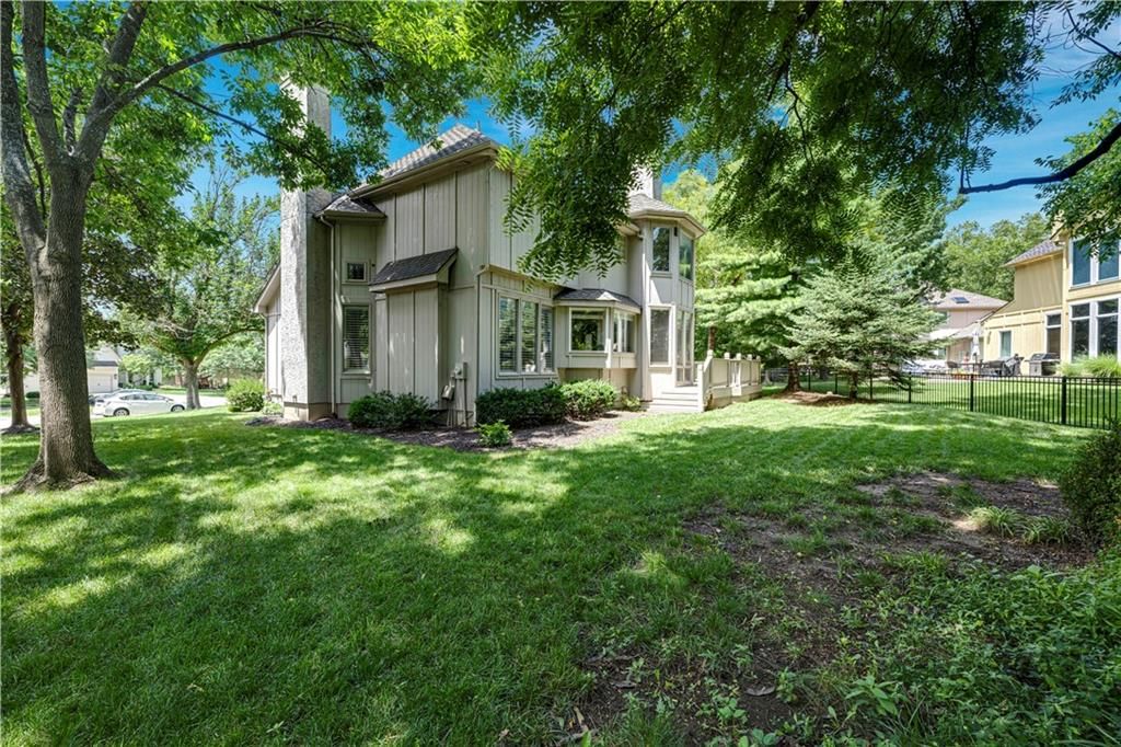 4344 W 132nd Terrace — photo 43