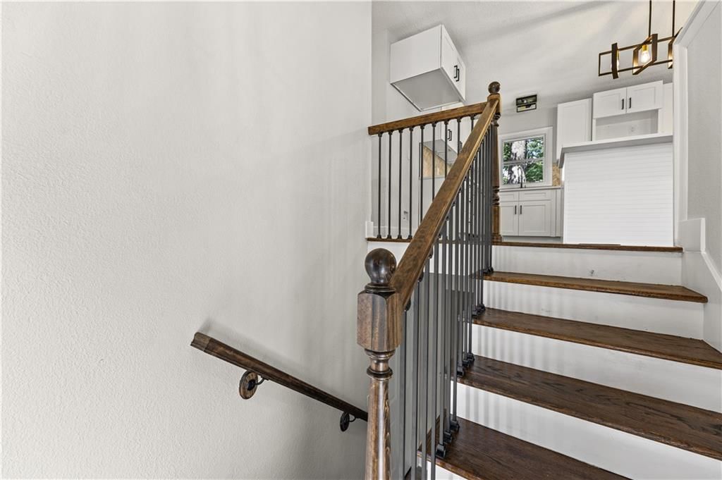 9406 Oakland Avenue — photo 4