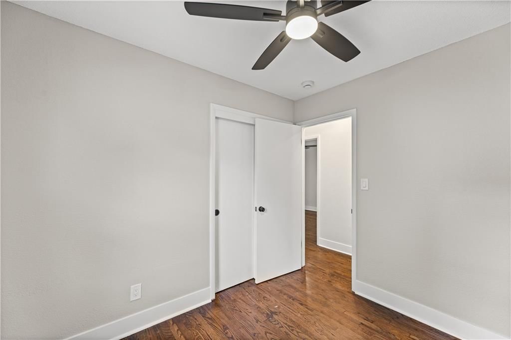 9406 Oakland Avenue — photo 18