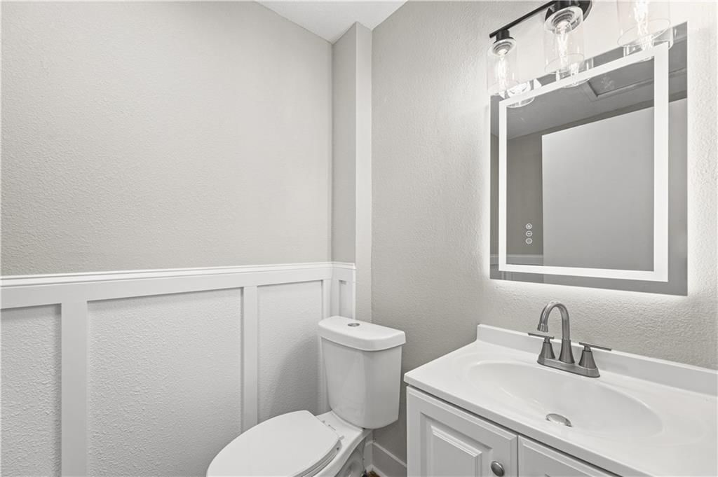 9406 Oakland Avenue — photo 19