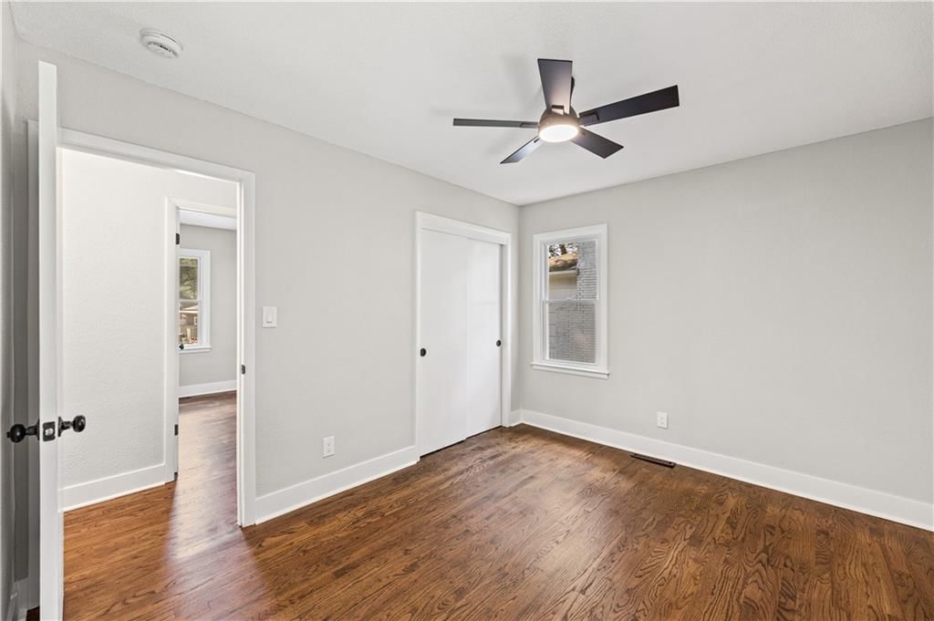 9406 Oakland Avenue — photo 27
