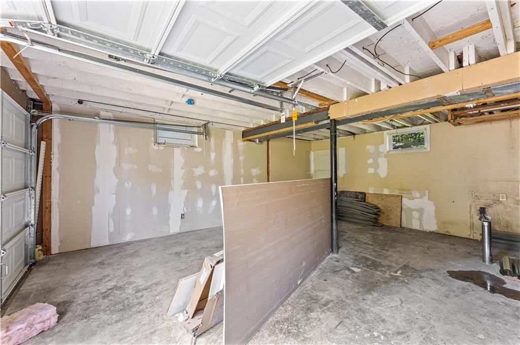 9406 Oakland Avenue — photo 34