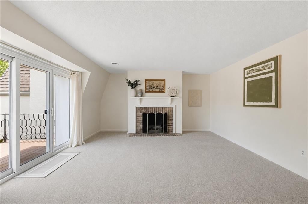 6634 W 109th Street — photo 4