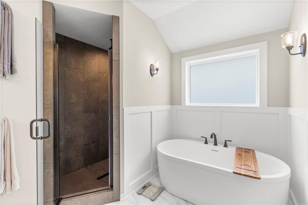 8923 N Poplar Avenue — photo 32