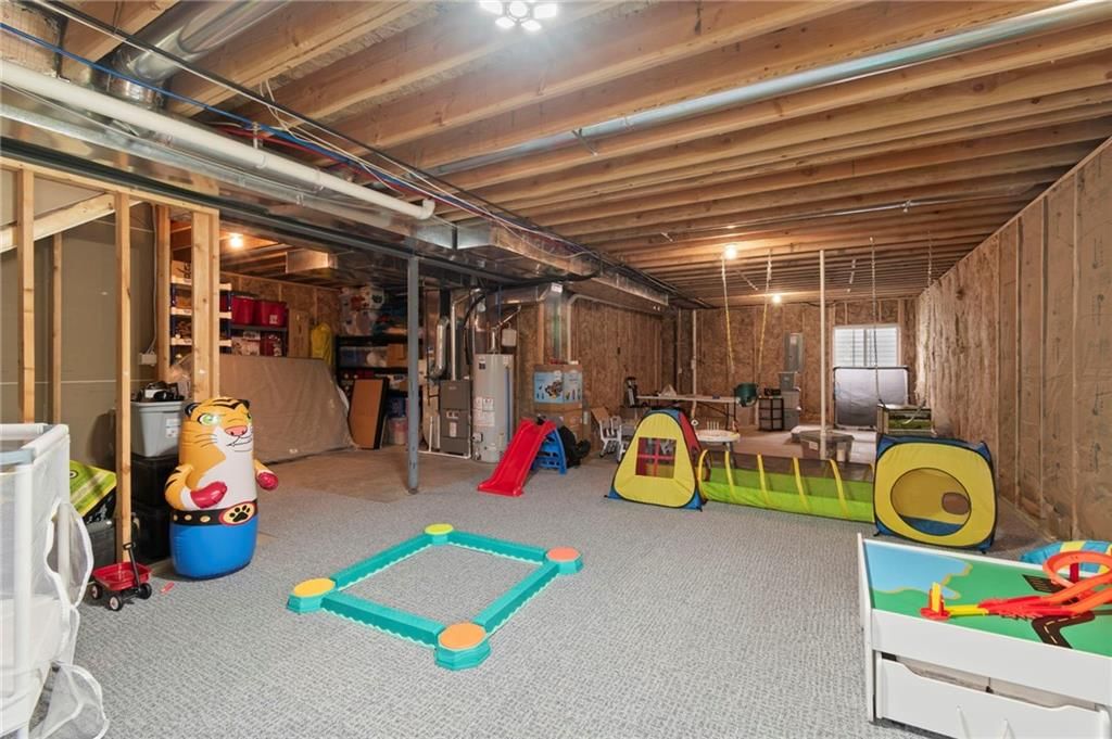 8923 N Poplar Avenue — photo 36