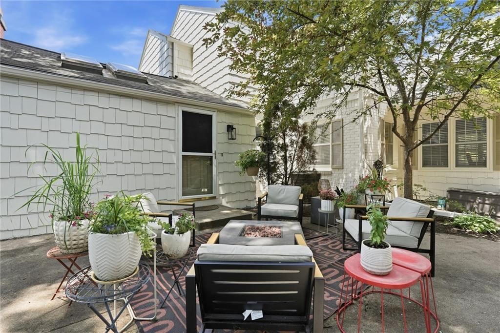 1251 W 71st Terrace — photo 38