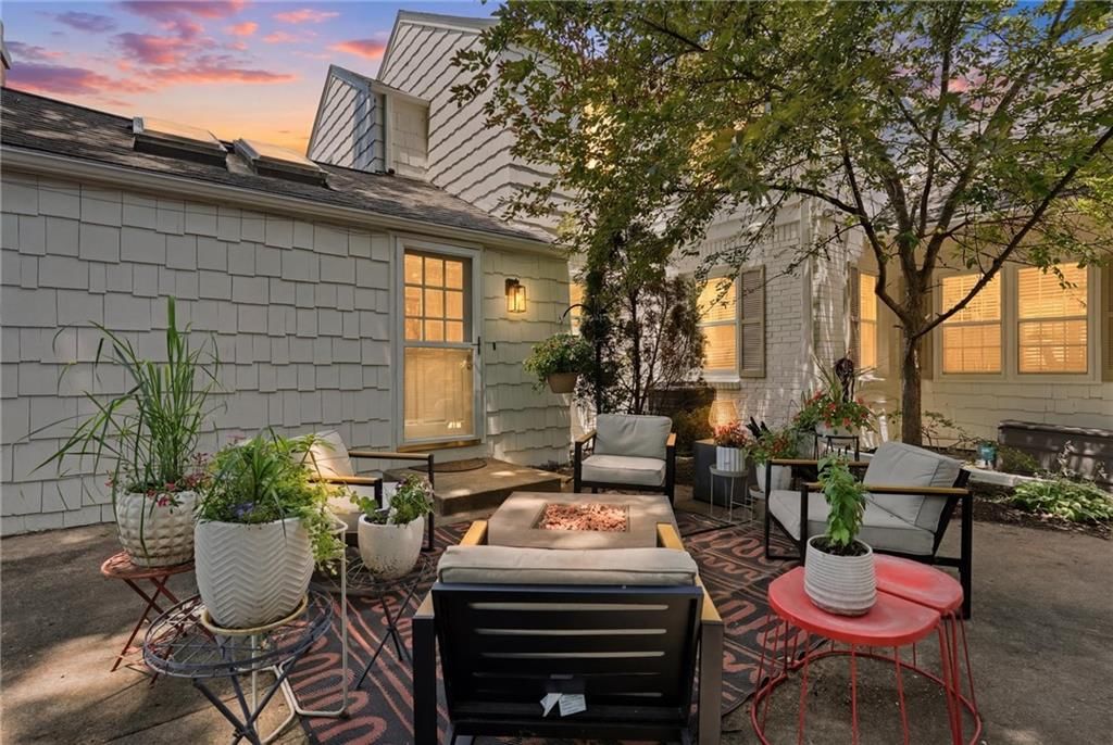 1251 W 71st Terrace — photo 39