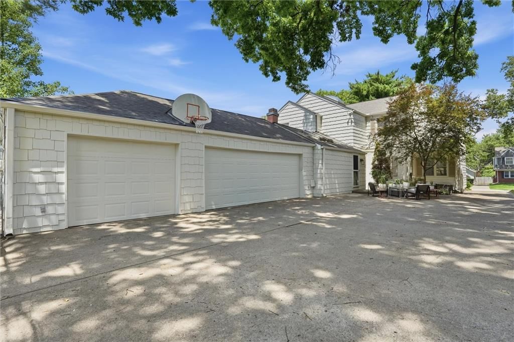1251 W 71st Terrace — photo 40