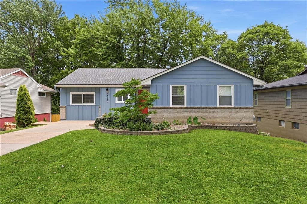 8213 Kenwood Avenue, Kansas City, MO
