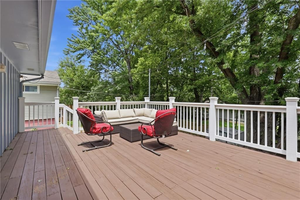 8213 Kenwood Avenue — photo 29