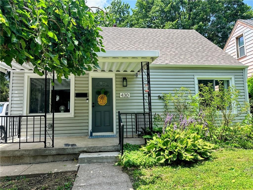 430 N Chelsea Avenue — photo 1