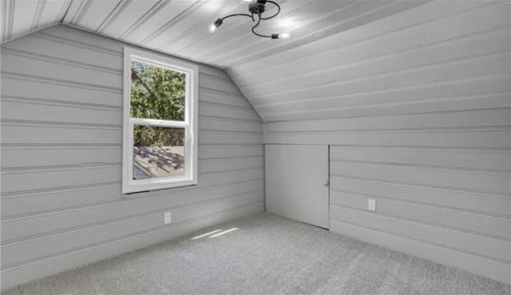 430 N Chelsea Avenue — photo 15