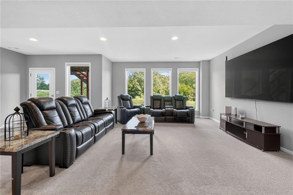 8126 NW 90th Terrace — photo 32