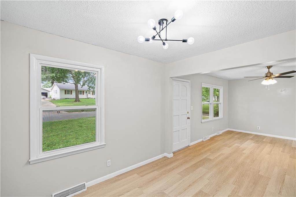 1104 Lexington Road — photo 5