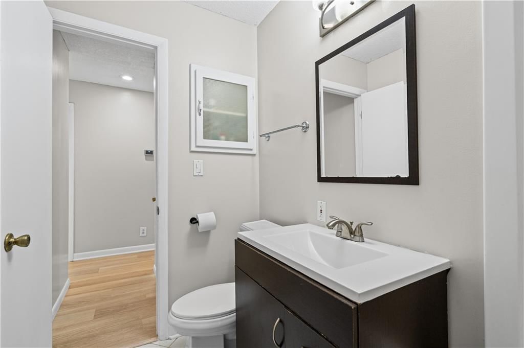 1104 Lexington Road — photo 12