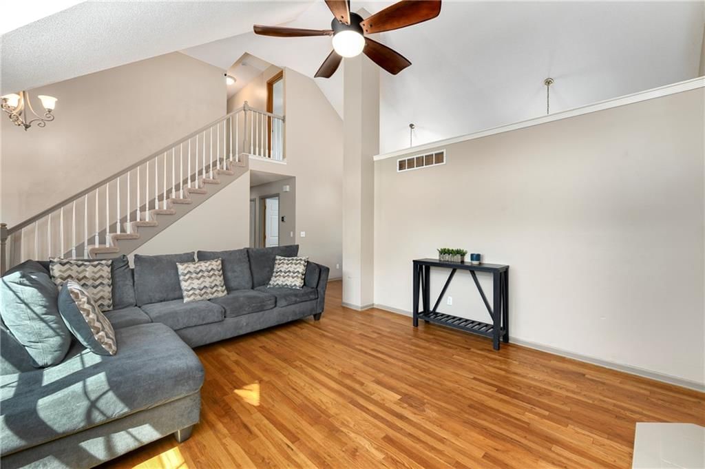 604 Hawthorne Place — photo 11