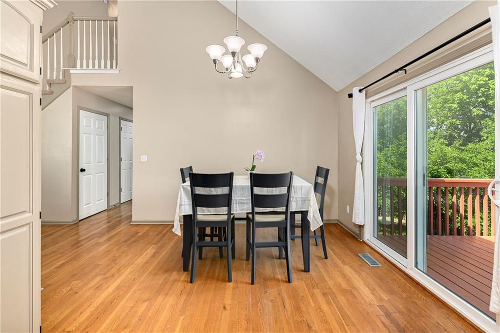 604 Hawthorne Place — photo 16