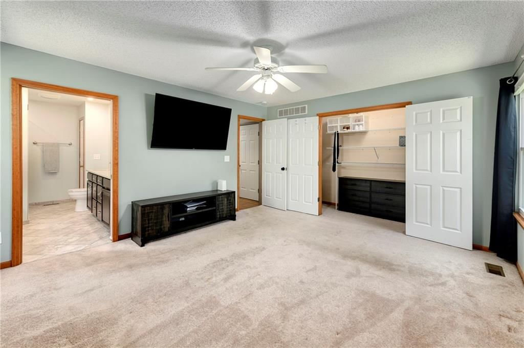 604 Hawthorne Place — photo 30