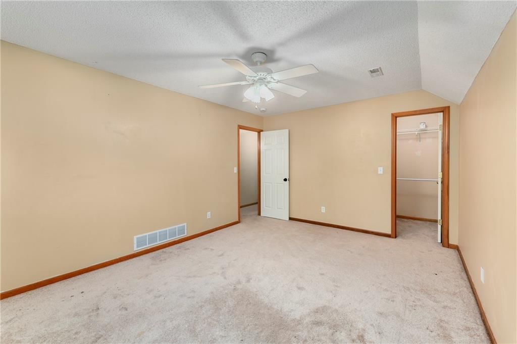 604 Hawthorne Place — photo 36