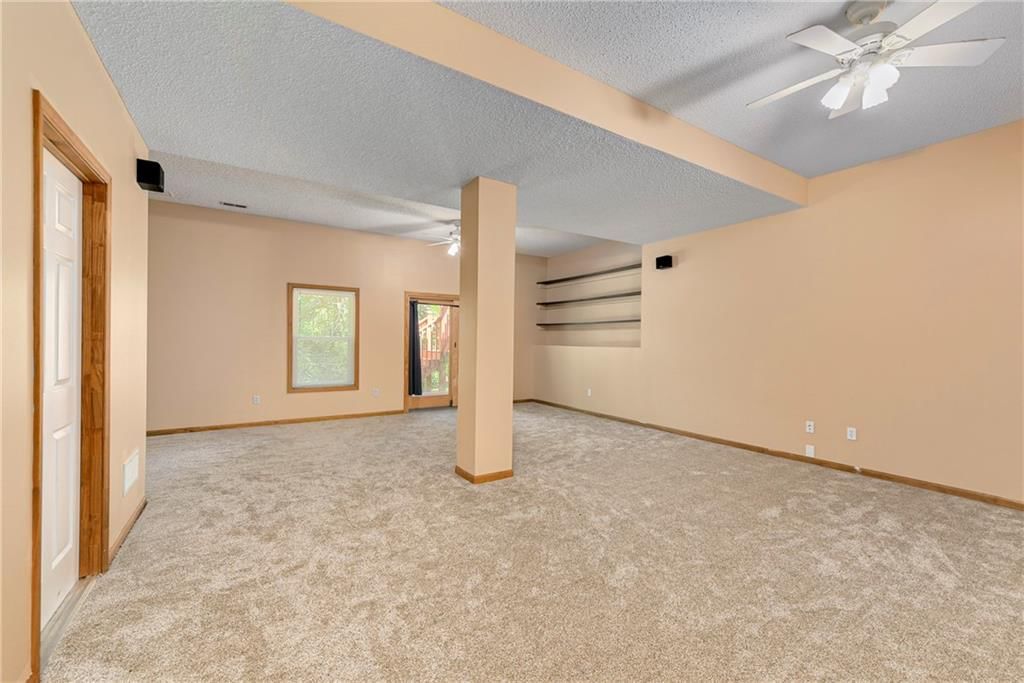 604 Hawthorne Place — photo 44