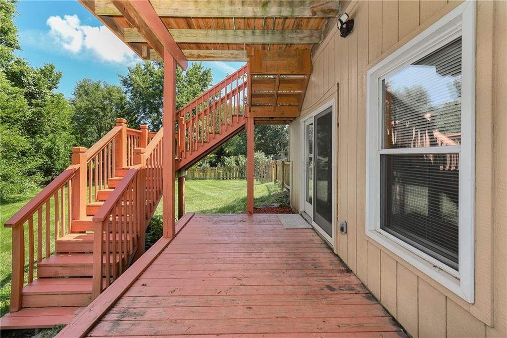 604 Hawthorne Place — photo 47