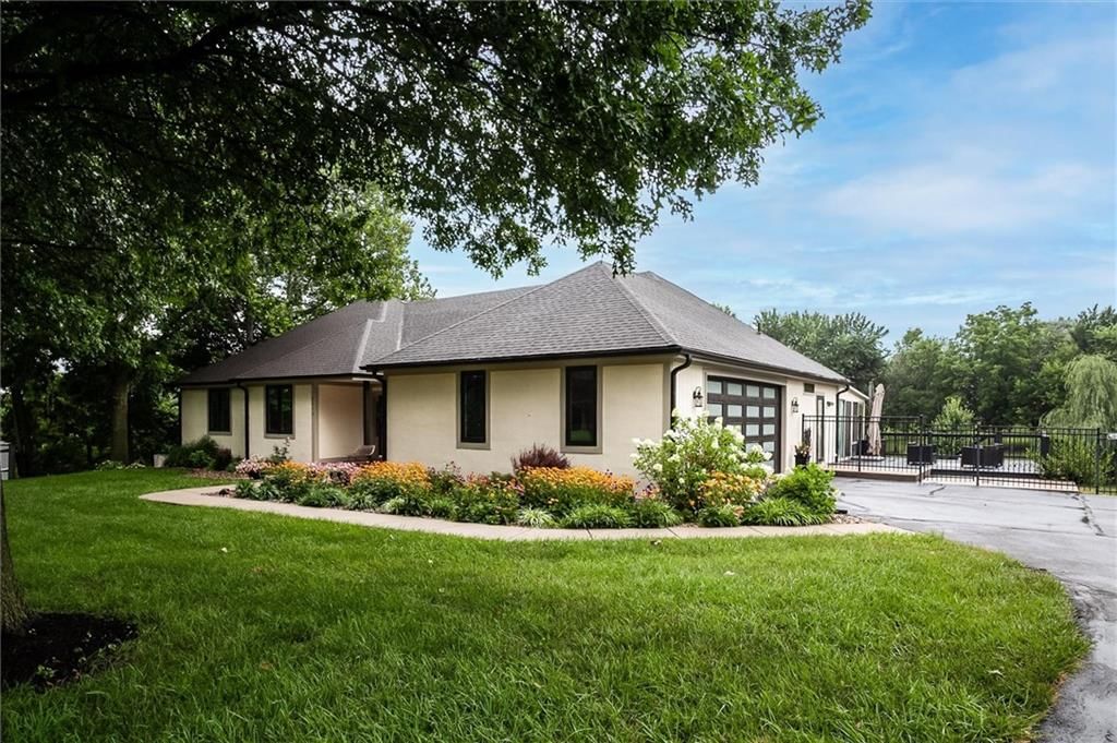 2212 E County Road H Highway — photo 1